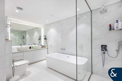 Apartment til leje i DIFC, Dubai, UAE 2 soveværelser, 131 kvm № 688524 - foto 12