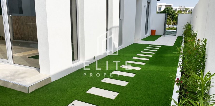 Maison de ville à Tilal Al Ghaf, Dubai, EAU: 4 chambres, 202 m2 № 736433