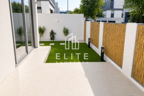 Maison de ville à louer à Tilal Al Ghaf, Dubai, EAU 4 chambres, 202 m2 № 736433 - photo 4