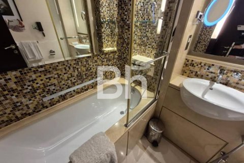 Купить квартиру в Даунтаун Дубай (Даунтаун Бурдж Дубай), ОАЭ 48м2, № 642709 - фото 11