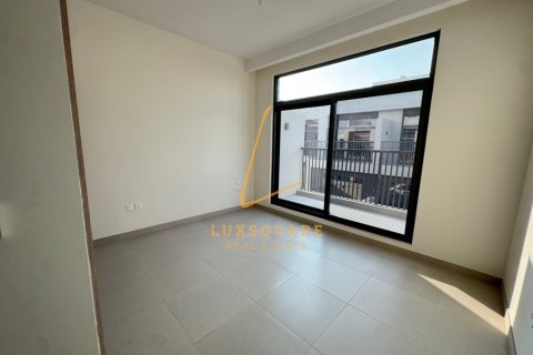 Villa itt: Dubai South (Dubai World Central), Dubai, EAE, 4 hálószoba, 323 m², azonosító: 709677 - fénykép 13