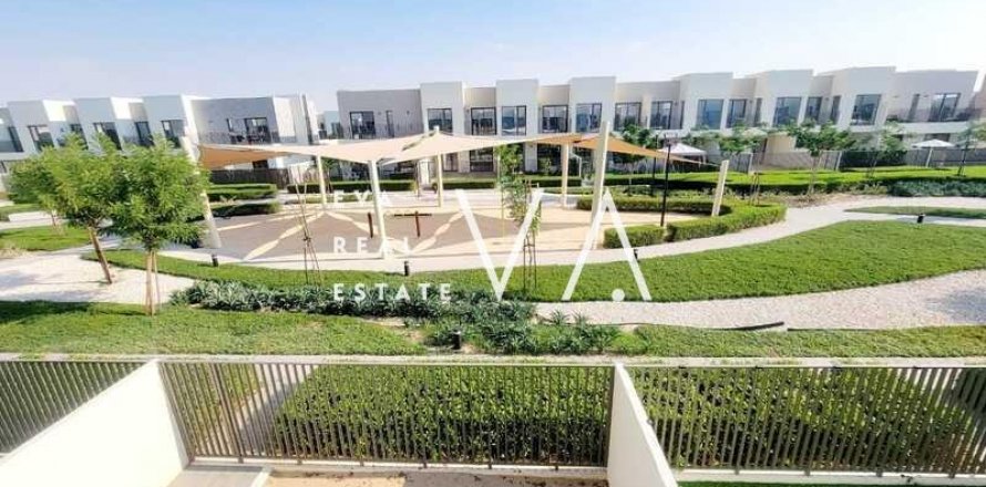 Rumah bandar di Dubai South (Dubai World Central), UAE 3 bilik tidur, 144.27 meter persegi № 637627