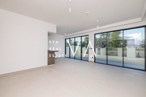 Villa in Dubai, UAE 4 bedrooms, 405 sq.m. № 637624 - photo 3