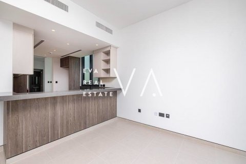 Villa in Dubai, UAE 4 bedrooms, 405 sq.m. № 637624 - photo 5