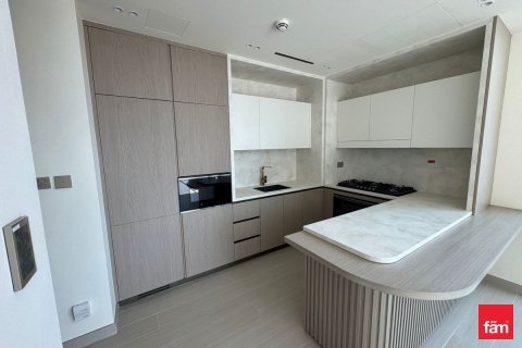 Apartmen di Dubai, UAE 2 bilik tidur, 108.2 meter persegi № 652192 - foto 2