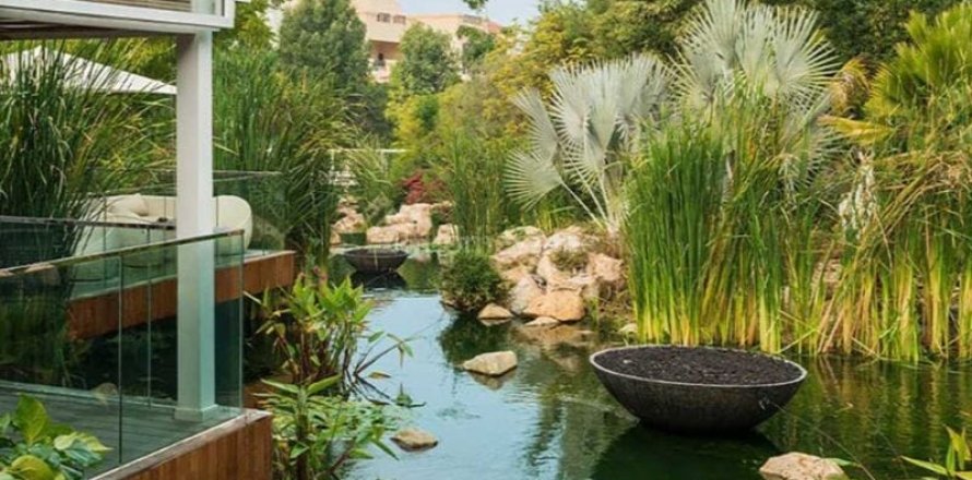 Villa à Dubai, EAU: 4 chambres, 180 m2 № 690455