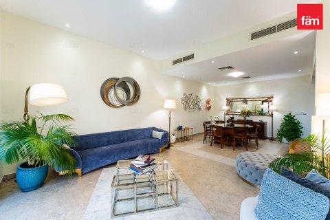 Kuća u nizu u gradu Dubai, UAE 4 spavaće sobe, 309.4 m2 Br. 702731 - Slika 4