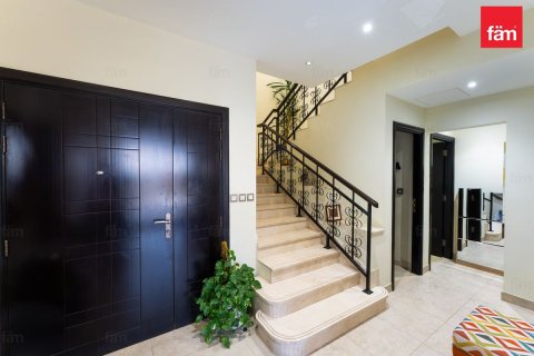 Kuća u nizu u gradu Dubai, UAE 4 spavaće sobe, 309.4 m2 Br. 702731 - Slika 16