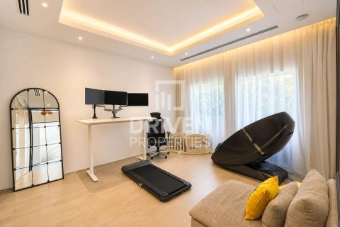 Villa te koop in Meadows, Dubai, VAE 5 slaapkamers, 898.84 vr.m., nr 765011 - foto 9
