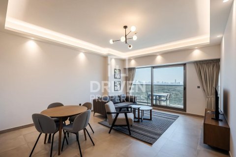 Byt v Jumeirah Lake Towers, Dubai, SAE 1 ložnice, 89.09 m² Č.: 755775