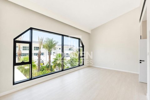 Jumeirah, Dubai, संयुक्त अरब अमीरात में विला, 5 बेडरूम, 341.6 वर्ग मीटर, संख्या 768061 - फ़ोटो 10