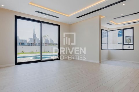 Jumeirah, Dubai, संयुक्त अरब अमीरात में विला, 5 बेडरूम, 341.6 वर्ग मीटर, संख्या 768061 - फ़ोटो 17