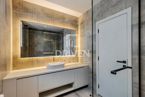 Jumeirah, Dubai, संयुक्त अरब अमीरात में विला, 5 बेडरूम, 341.6 वर्ग मीटर, संख्या 768061 - फ़ोटो 22