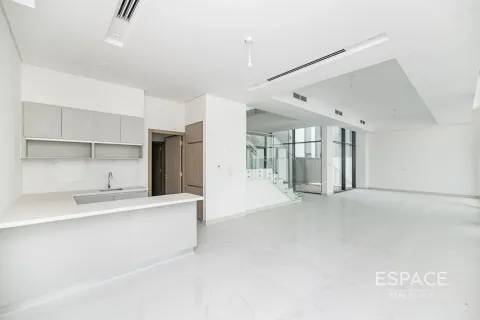 וילה להשכרה ב Al Furjan, Dubai, איחוד האמירויות  5 חדרי שינה, 414 מ"ר, מספר 650119 - תמונה 3