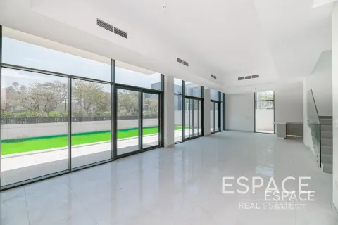 Villa in Al Furjan, Dubai, UAE 5 bedrooms, 414 sq.m. № 650119 - photo 18