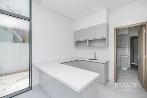 וילה להשכרה ב Al Furjan, Dubai, איחוד האמירויות  5 חדרי שינה, 414 מ"ר, מספר 650119 - תמונה 4
