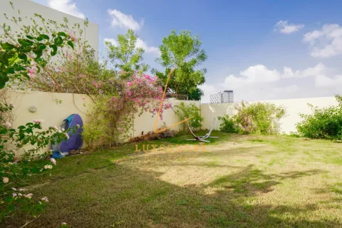 Huoneisto URBANA III Dubai South (Dubai World Central), Dubai, Arabiemiraatit 3 makuuhuonetta, 247 m2 № 706408 - kuva 10
