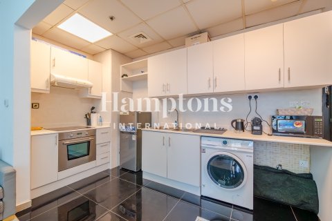 Apartmen di Dubai Marina, Dubai, UAE 1 bilik tidur, 61.03727100 meter persegi № 706447 - foto 20