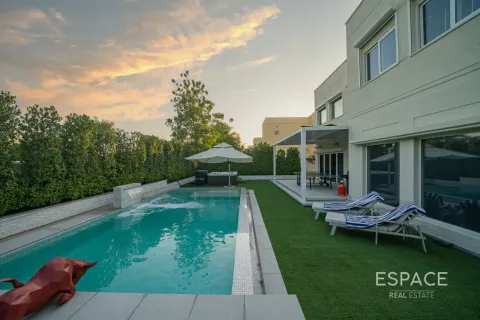 Huvila Meadows, Dubai, Arabiemiraatit 5 makuuhuonetta, 353 m2 № 738017 - kuva 18