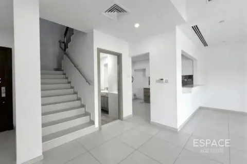 Vilë në Dubai Land, Emiratet e Bashkuara Arabe 3 dhoma gjumi, 178 m2. № 738019 - Foto 4