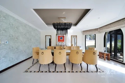Villa zum Verkauf in Palm Jumeirah, Dubai, VAE 4 Schlafzimmer, 465 m2 Nr. 738020 - Foto 6
