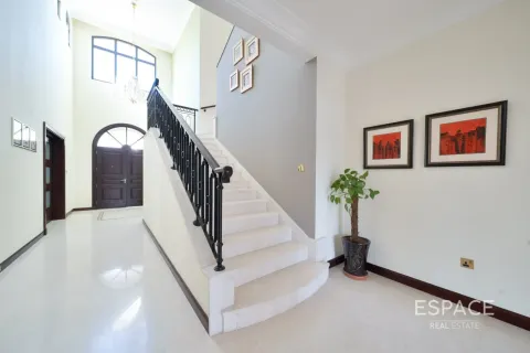 Villa zum Verkauf in Palm Jumeirah, Dubai, VAE 4 Schlafzimmer, 465 m2 Nr. 738020 - Foto 18