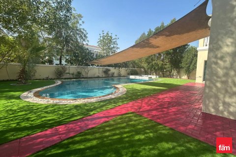 Vila di Dubai, UAE 4 bilik tidur, 688.8 meter persegi № 685895 - foto 3