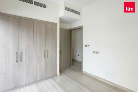 Dubai, संयुक्त अरब अमीरात में विला, 4 बेडरूम, 180 वर्ग मीटर, संख्या 685891 - फ़ोटो 8