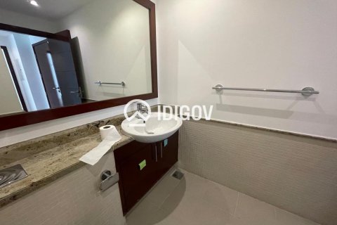 Apartamento en alquiler en Downtown Dubai (Downtown Burj Dubai), Dubai, EAU 2 dormitorios, 144.93 m2 № 740983 - foto 20