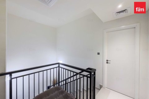 Townhouse de vânzare în Dubai, EAU 3 dormitoare, 151.7 mp.  №678295 - poză 9
