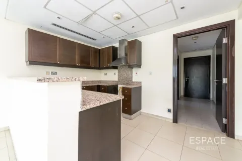 Villa in Jumeirah Village Triangle, Dubai, UAE 5 bedrooms, 372 sq.m. № 737800 - photo 4