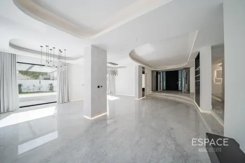 Villa in Meadows, Dubai, UAE 4 bedrooms, 388 sq.m. № 737798 - photo 5