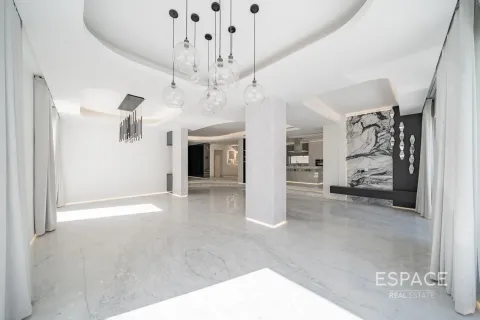 Villa in Meadows, Dubai, UAE 4 bedrooms, 388 sq.m. № 737798 - photo 6