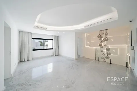 Villa in Meadows, Dubai, UAE 4 bedrooms, 388 sq.m. № 737798 - photo 13