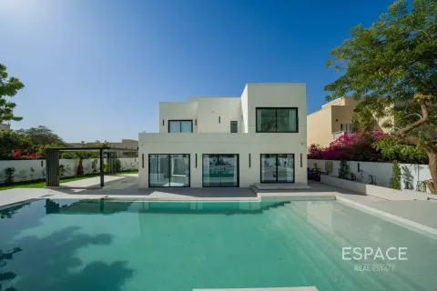 Villa asukohaga Meadows, Dubai, AÜE: 4 magamistoaga, 388 m² Nr 737798