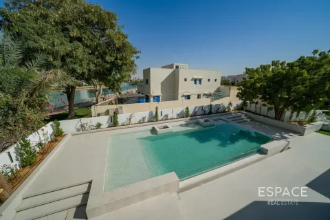 Villa in Meadows, Dubai, UAE 4 bedrooms, 388 sq.m. № 737798 - photo 3
