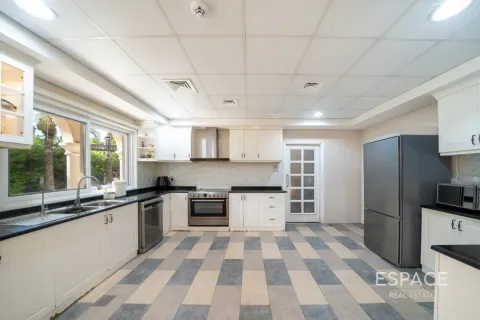 Villa in Green Community, Dubai, UAE 5 bedrooms, 548 sq.m. № 737799 - photo 8