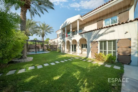 Vila u gradu Green Community, Dubai, UAE 5 spavaće sobe, 548 m2 Br. 737799