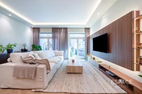 Apartmen di Palm Jumeirah, Dubai, UAE 2 bilik tidur, 186 meter persegi № 737796 - foto 2