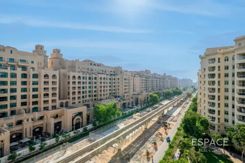 Apartmen di Palm Jumeirah, Dubai, UAE 2 bilik tidur, 186 meter persegi № 737796 - foto 20