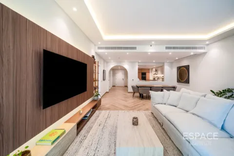 Apartmen di Palm Jumeirah, Dubai, UAE 2 bilik tidur, 186 meter persegi № 737796 - foto 4