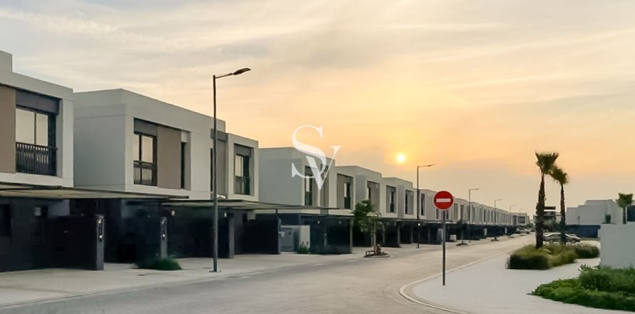 Таунхаус в Dubai South (Dubai World Central), Дубай, ОАЭ 3 спальни, 174м2 № 698736