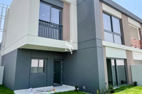 Снять в аренду таунхаус в Dubai South (Dubai World Central), Дубай, ОАЭ 3 спальни, 174м2, № 698736 - фото 12