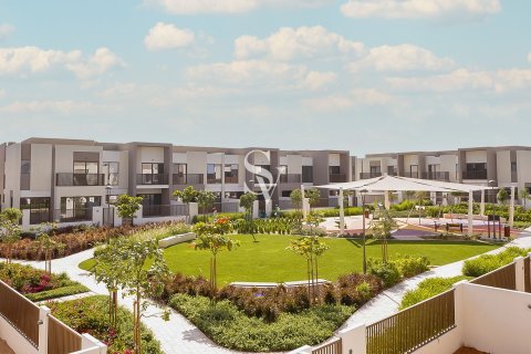 Rekkehus i Dubai Land, Dubai, Emiratene 3 soverom, 161 kvm nr. 698735