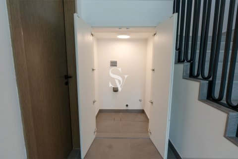 Maison de ville à louer à Dubai Land, Dubai, EAU 3 chambres, 161 m2 № 698735 - photo 12