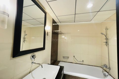Üürile anda korter asukohaga Jumeirah Lake Towers, Dubai, AÜE: 1 magamistoaga, 92 m² Nr 715695 - pilt 12