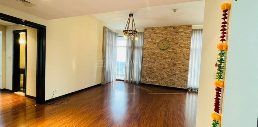 Korter asukohaga Jumeirah Lake Towers, Dubai, AÜE: 1 magamistoaga, 92 m² Nr 715695