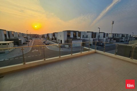 Řadový dům v Meydan, Dubai, SAE 4 ložnice, 287.7 m² Č.: 679067 - fotografie 15