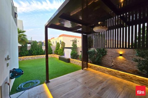 Řadový dům v Meydan, Dubai, SAE 4 ložnice, 287.7 m² Č.: 679067 - fotografie 10