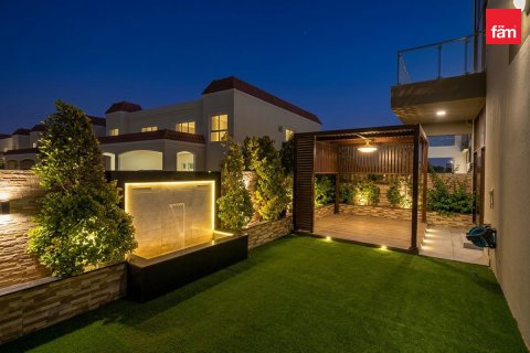 Városi lakóépület itt: Meydan, Dubai, EAE, 4 hálószoba, 287.7 m², azonosító: 679067